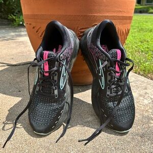 Brooks Glycerin 20 Neutral Cushion Running Shoes, Size 10